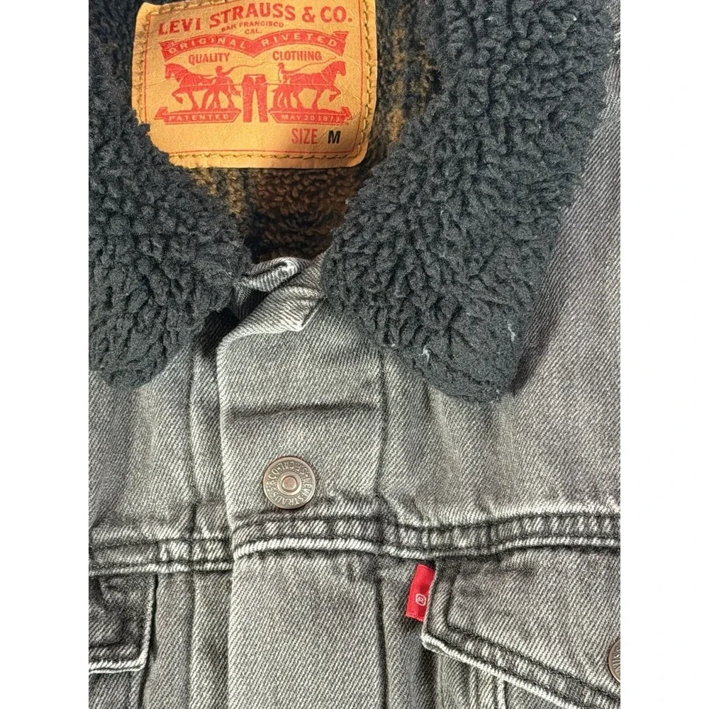 Levi's Sherpa Trucker Jacket Gray Denim Fleece Lined Size M‎